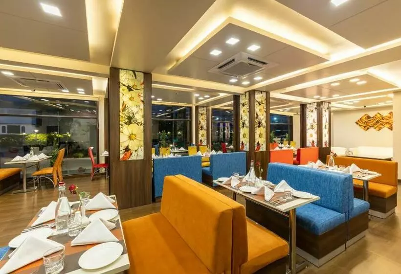 ホテル The Vaishnodevi Sarovar Portico