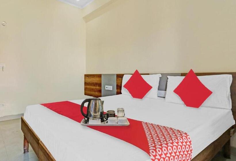 Hotel Oyo 85492 Star Residency