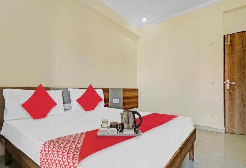 Hotel Oyo 85492 Star Residency