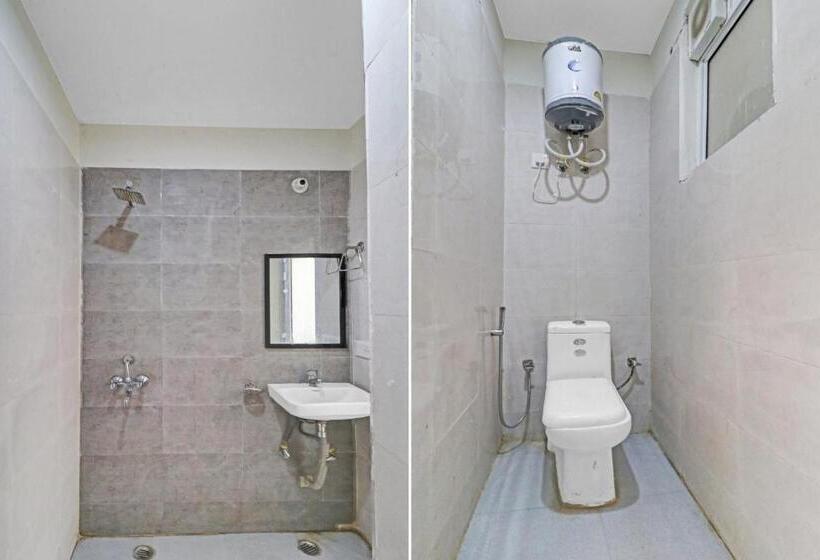 Hotel Oyo 85492 Star Residency