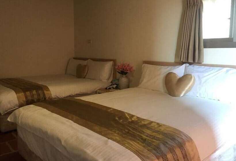 هتل Rong Shu Xia B&b