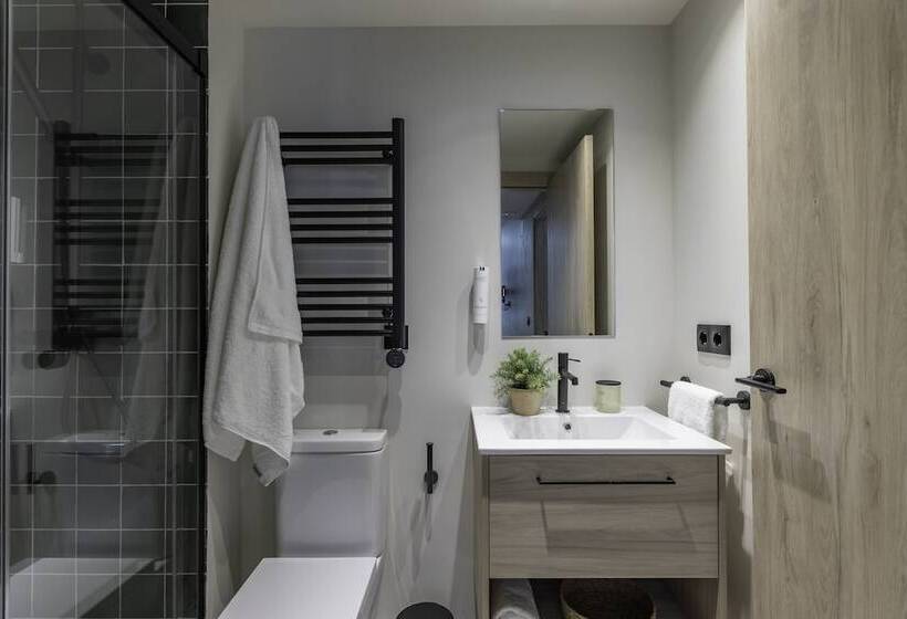 هتل Líbere Pamplona Yamaguchi