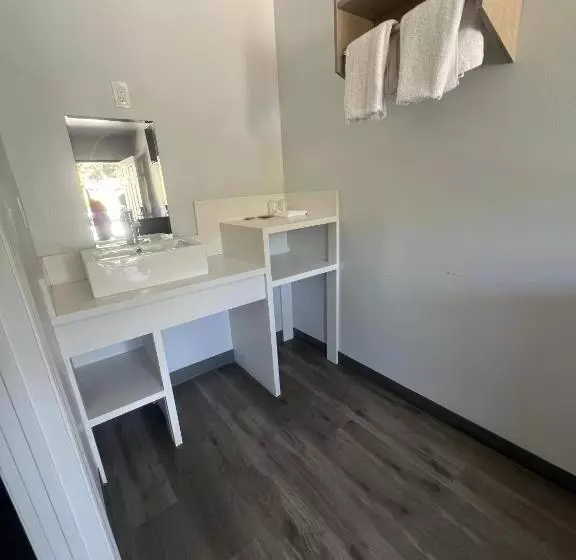 Eastsider Motel  Downtown La New Rooms