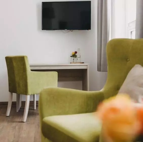 ホテル Am Stadtpark Nordhausen