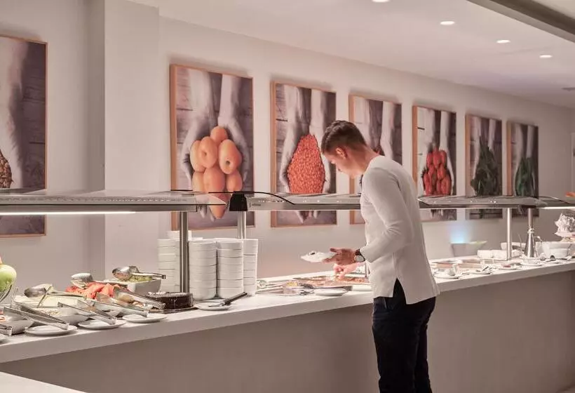 هتل Aqua Blue Beach