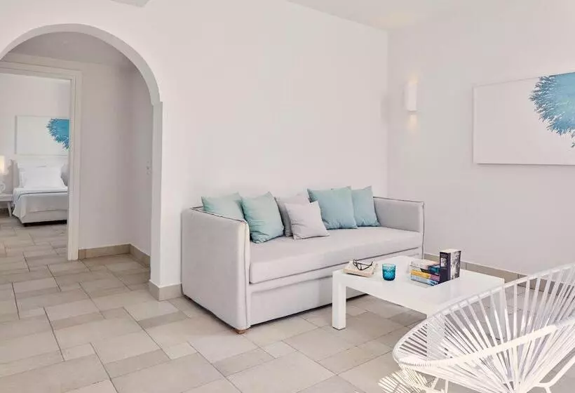 هتل Aqua Blue Beach