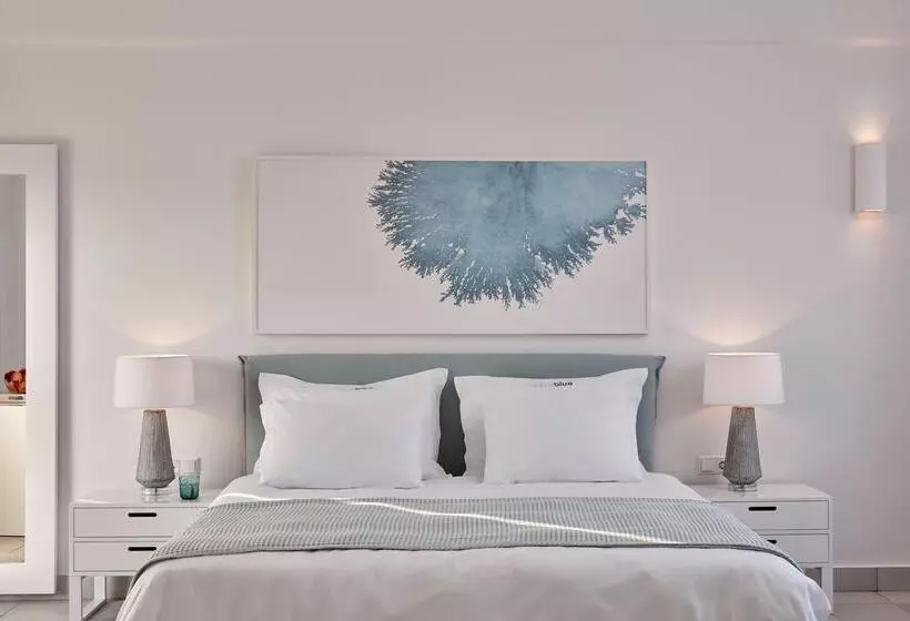 هتل Aqua Blue Beach