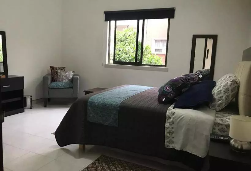 ホテル Casa Maria Elena Condesa