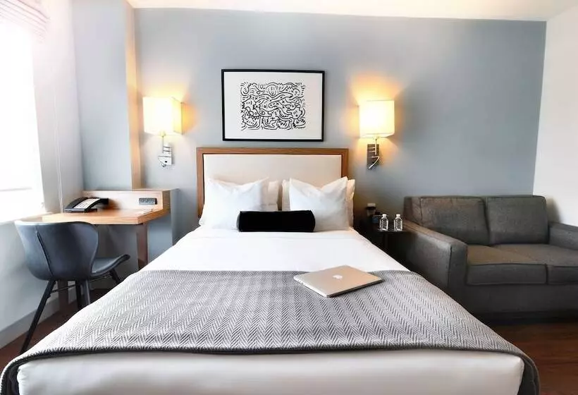 Edge Hotel Washington Heights