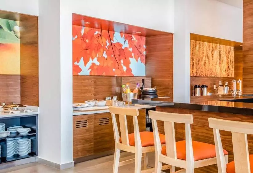 Hotelli Fairfield Inn & Suites Queretaro Juriquilla