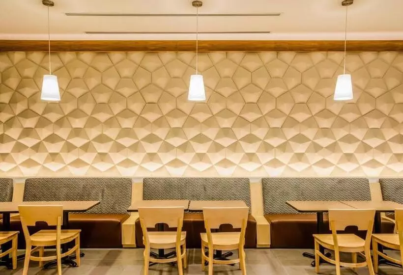 Hotelli Fairfield Inn & Suites Queretaro Juriquilla