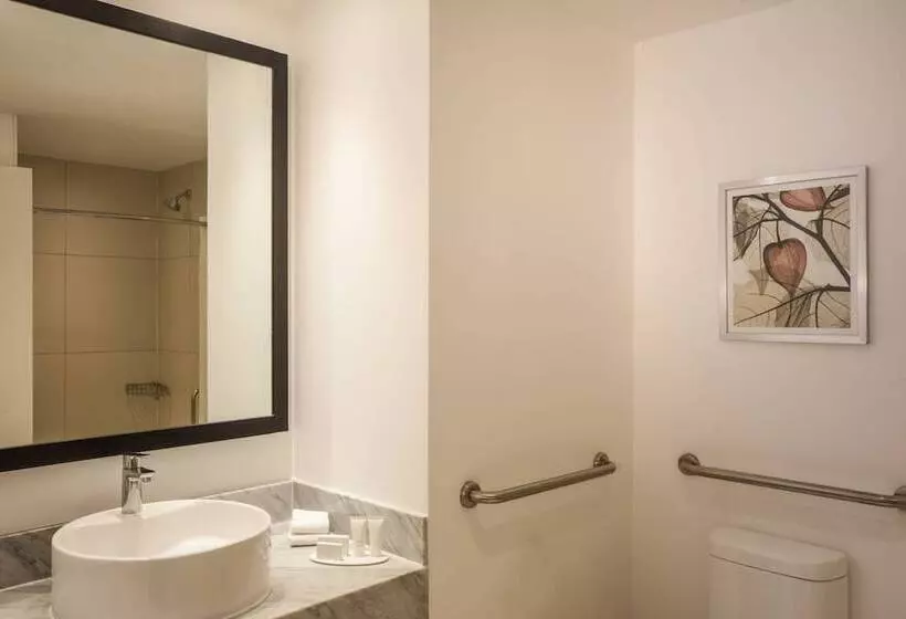 Hotelli Fairfield Inn & Suites Queretaro Juriquilla