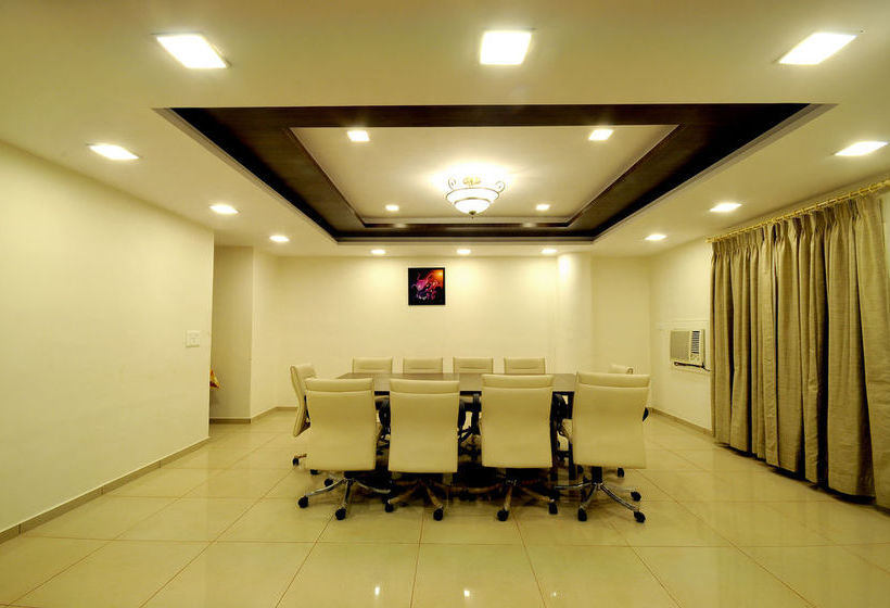 Отель The Galaxy