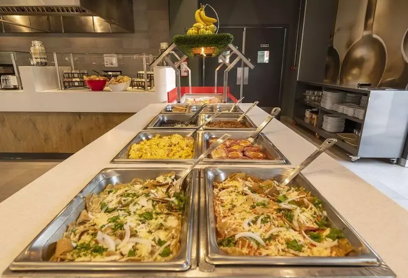 هتل Ibis Queretaro