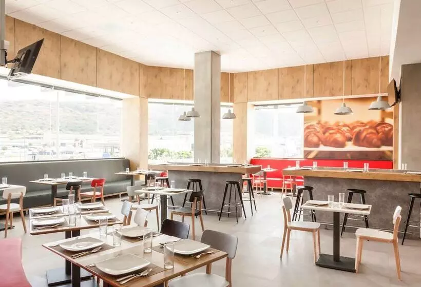 هتل Ibis Queretaro