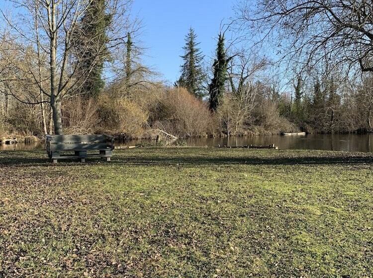 בית מלון כפרי Hôtel De L Ile Du Saussay