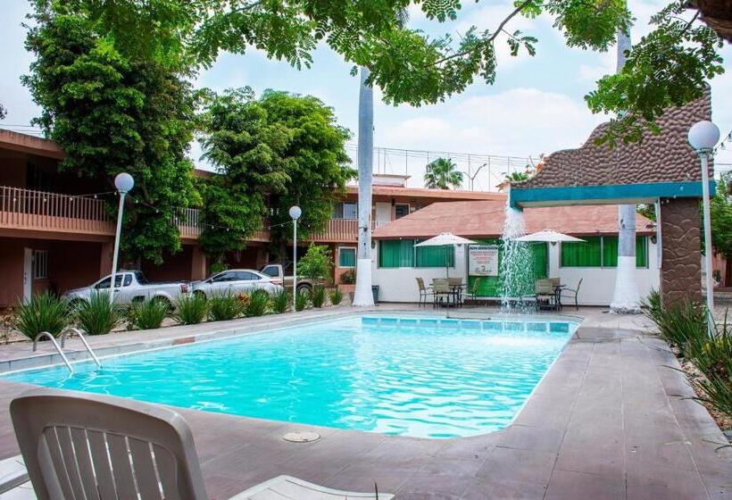 فندق La Quinta Posada Real