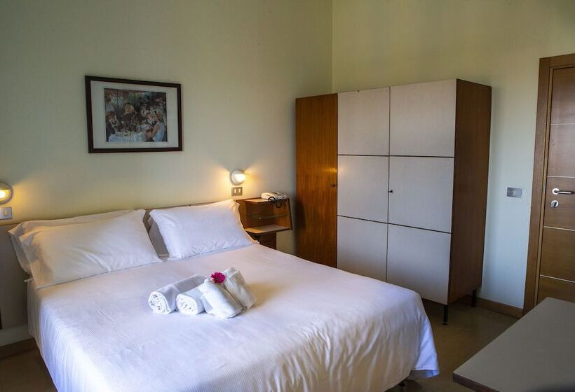 호텔 Miramare Et De La Ville