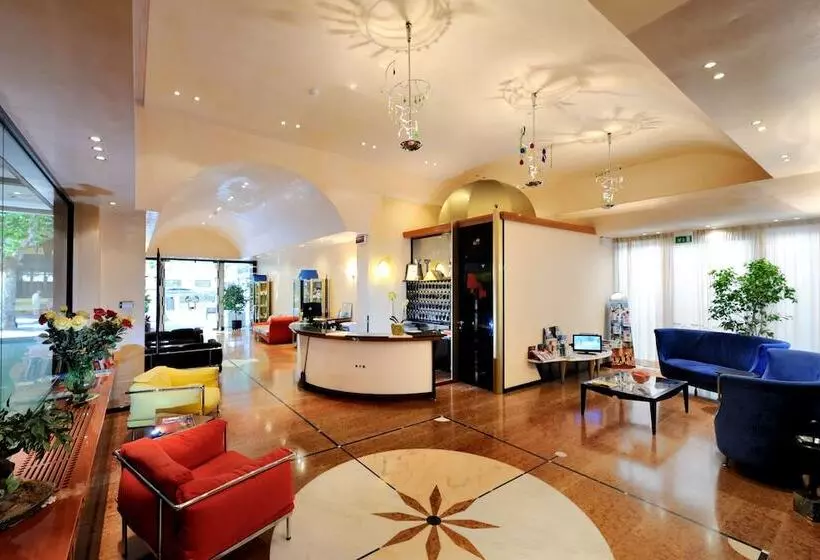 هتل Miramare Et De La Ville