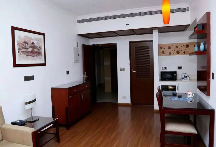 Hôtel Oyo Premium Vazhuthacaud