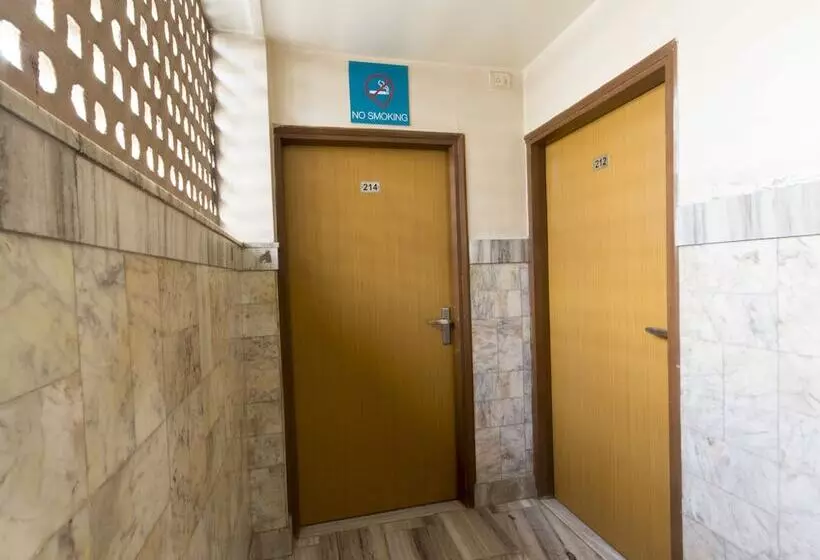 هتل Oyo Rooms Chembur Monorail Station