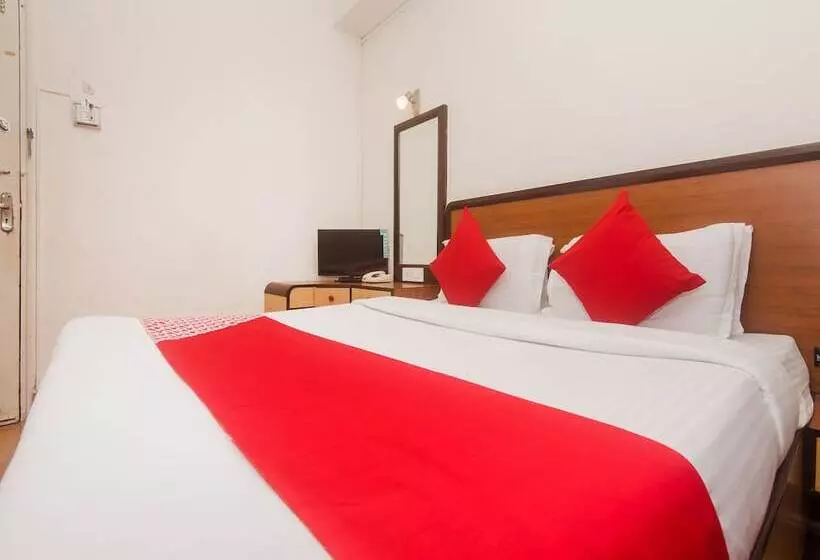 هتل Oyo Rooms Chembur Monorail Station