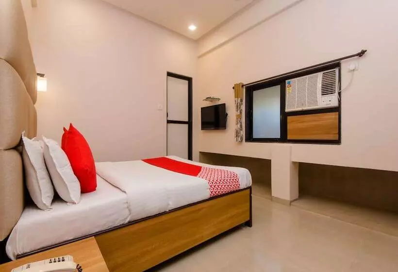 هتل Oyo Rooms Chembur Monorail Station