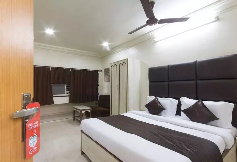 هتل Oyo Rooms Chembur Monorail Station