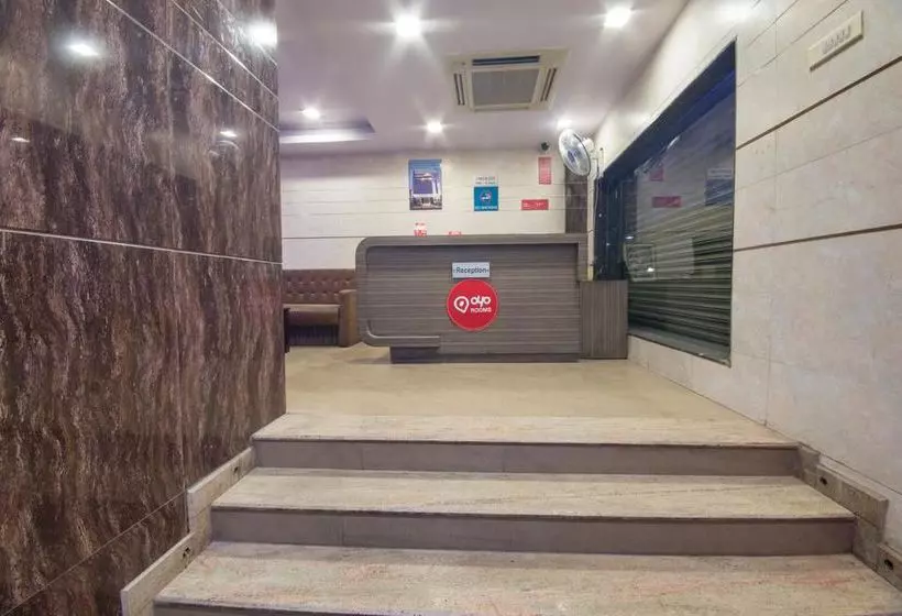 هتل Oyo Rooms Govind Nagar Kanpur