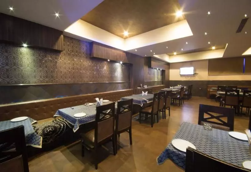 هتل Oyo Rooms Govind Nagar Kanpur