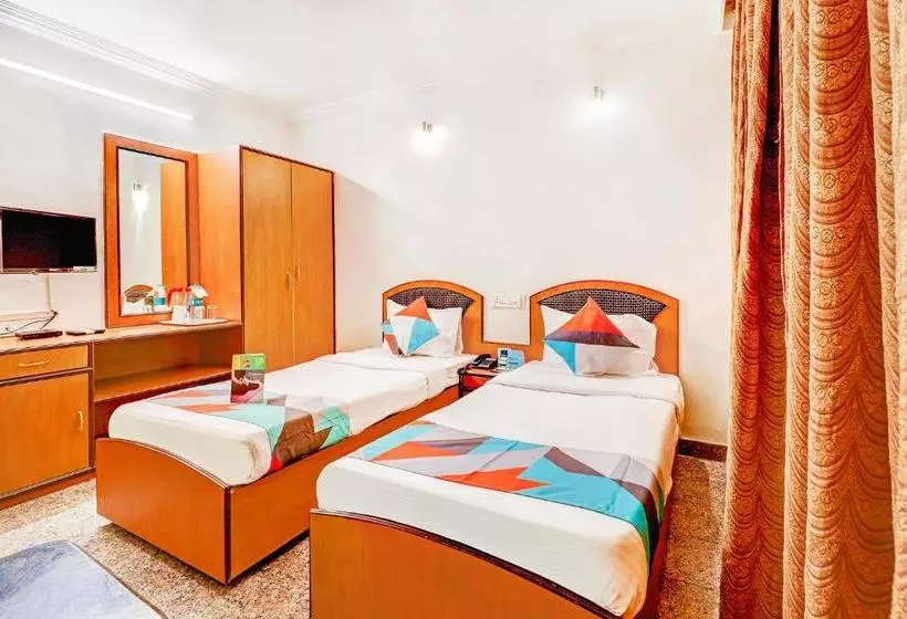 Hotel Fabexpress Pearl Inn