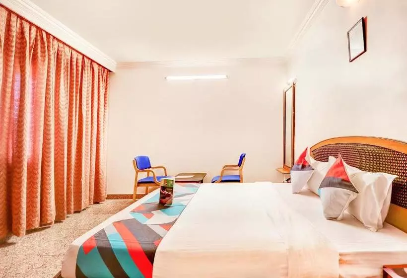 Hotel Fabexpress Pearl Inn