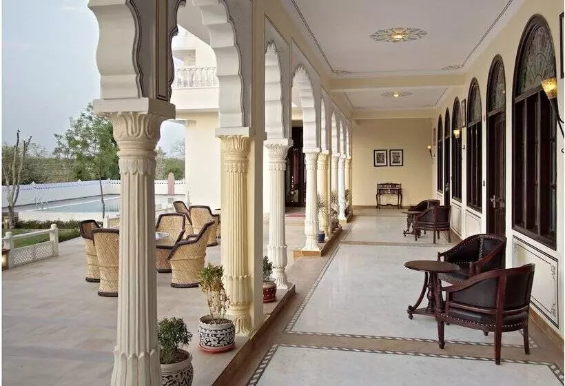 בית מלון כפרי Talaibagh Palace