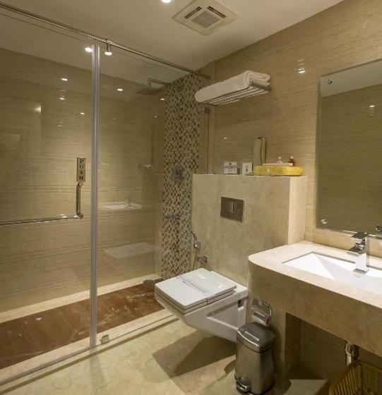 ホテル The President