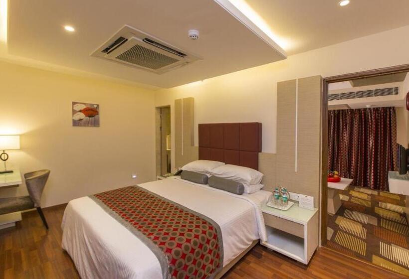 ホテル The President