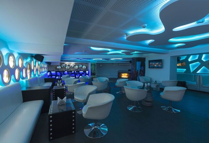 ホテル The President