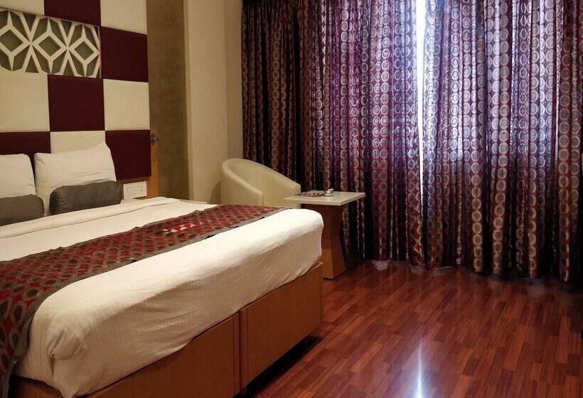 ホテル The President