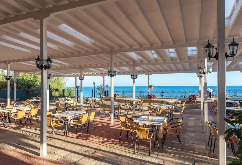 Hotel Tiva Del Mar Beach