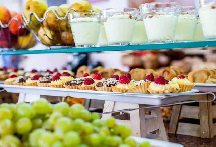 Hotel Tiva Del Mar Beach