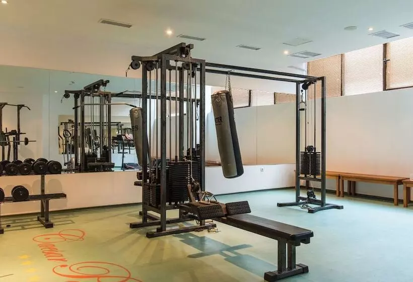 Hotel Tiva Del Mar Beach