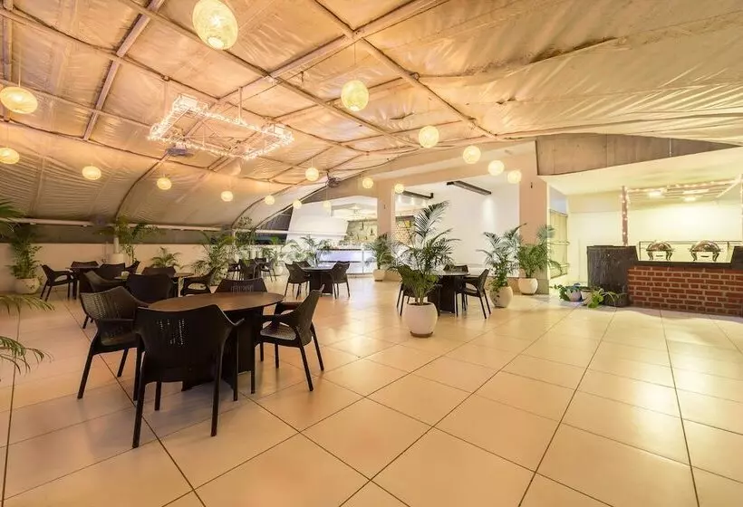 فندق Treebo South Avenue, 700 Mts From Promenade Beach