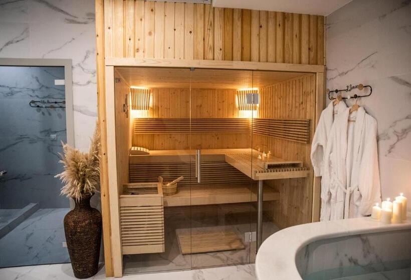 بنسيون Lagaria