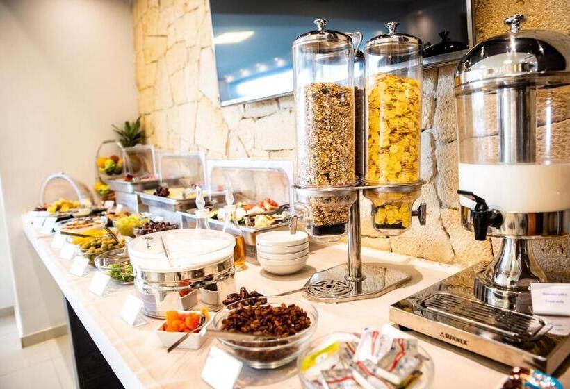 بنسيون Lagaria