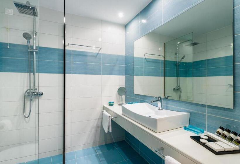 بنسيون Lagaria