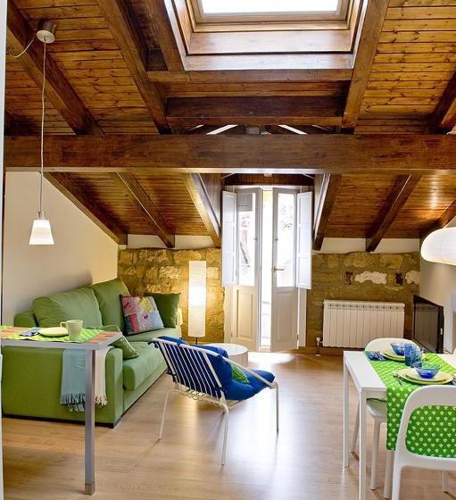 Apartamentos Turísticos Los Zapatos Morados