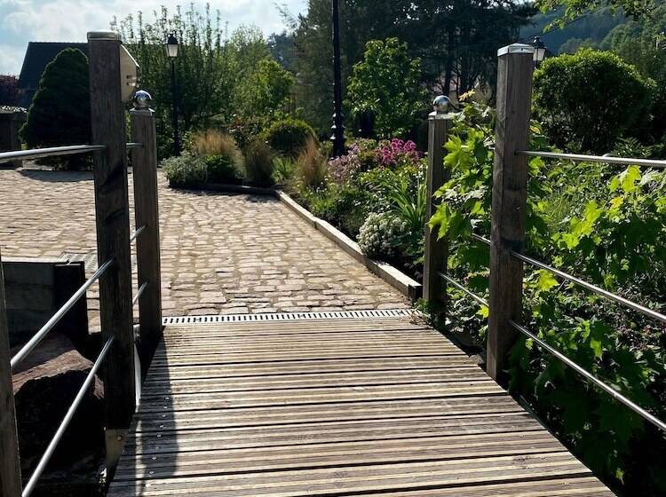 مبيت وإفطار Domaine Du Moulin