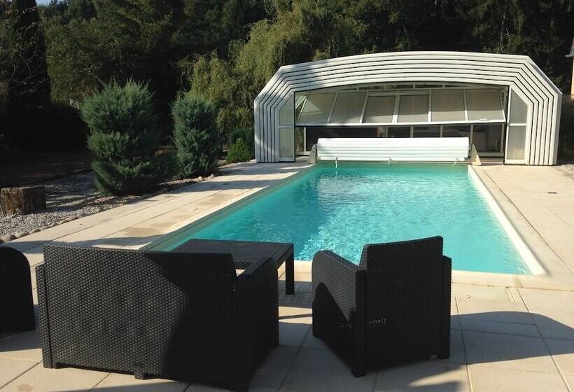 مبيت وإفطار Domaine Du Moulin