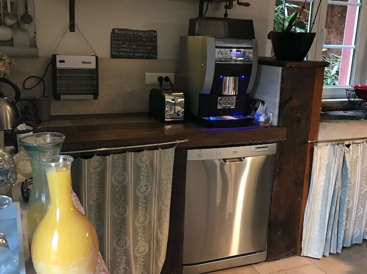 مبيت وإفطار Domaine Du Moulin