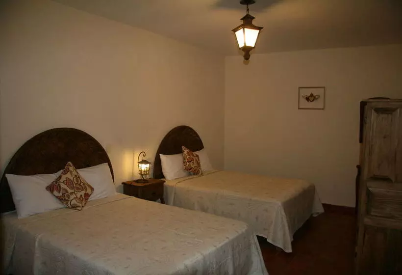 ベッドアンドブレックファースト Ruiseñor