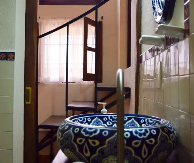 ベッドアンドブレックファースト Ruiseñor